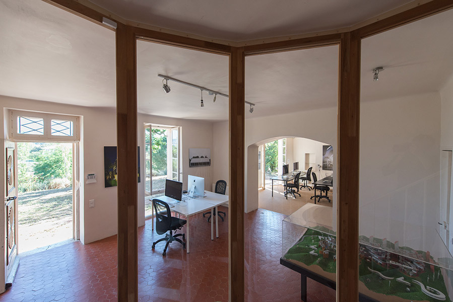 Ciel Rouge Création - Henri Gueydan architecte - Restructuration d'une Bastide à Marseille Ciel Rouge Création - Henri Gueydan architecte - Restructuration d'une Bastide à Marseille