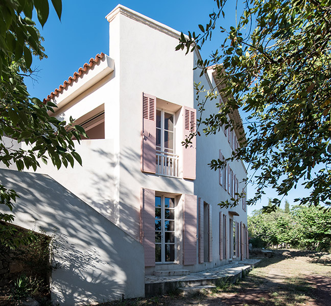 Ciel Rouge Création - Henri Gueydan architecte - Restructuration d'une Bastide à Marseille Ciel Rouge Création - Henri Gueydan architecte - Restructuration d'une Bastide à Marseille